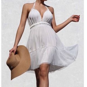 Beautiful tight waist flare skirt dress. Perfect for a date or dinner